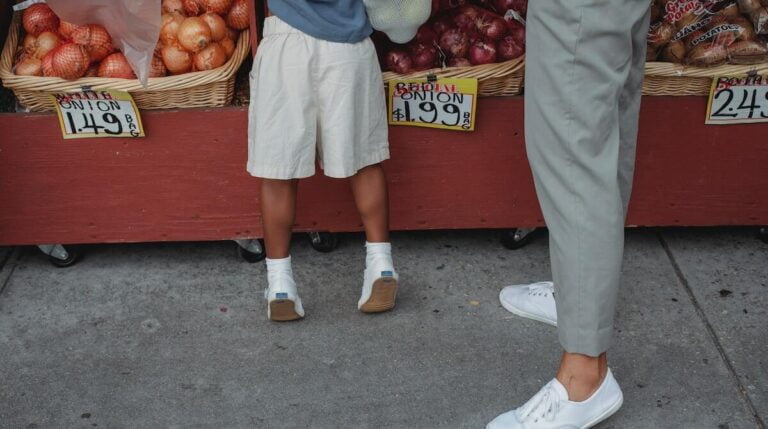 What is the Difference Between Consumer Price Index and Wholesale Price Index? What is the Difference Between Consumer Price Index and Wholesale Price Index?